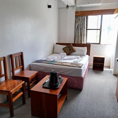 Tagimoucia House Hotel スバ エクステリア 写真